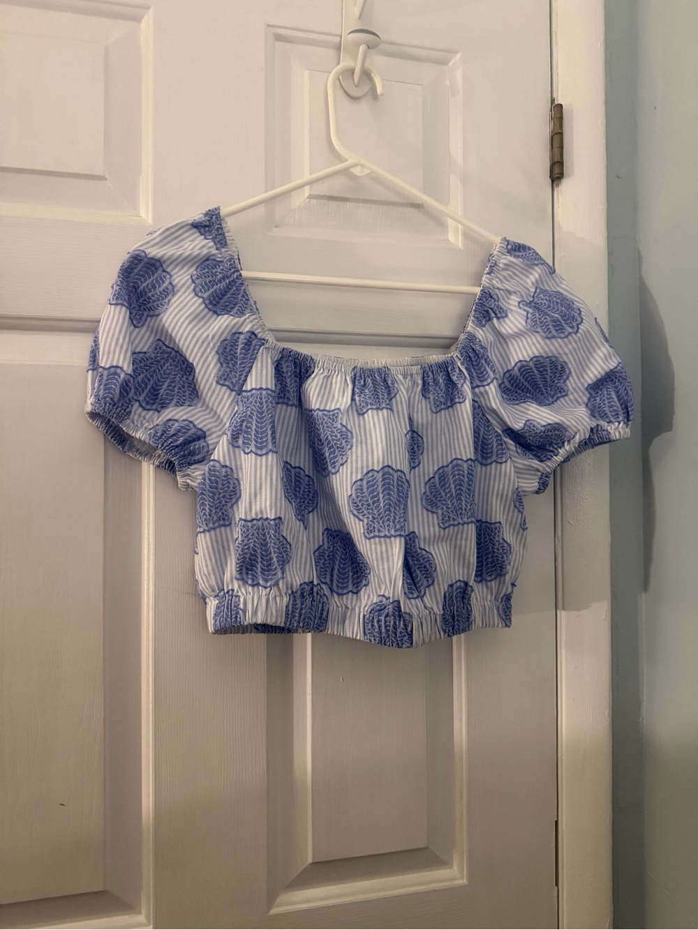 Happily Grey Kids Blue Shell Embroidered Crop Top Size M Cotton